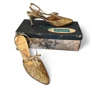 Vintage 1960s Caparros Simona Gold Glitter Slingback Heels Womens 7 AA Narrow